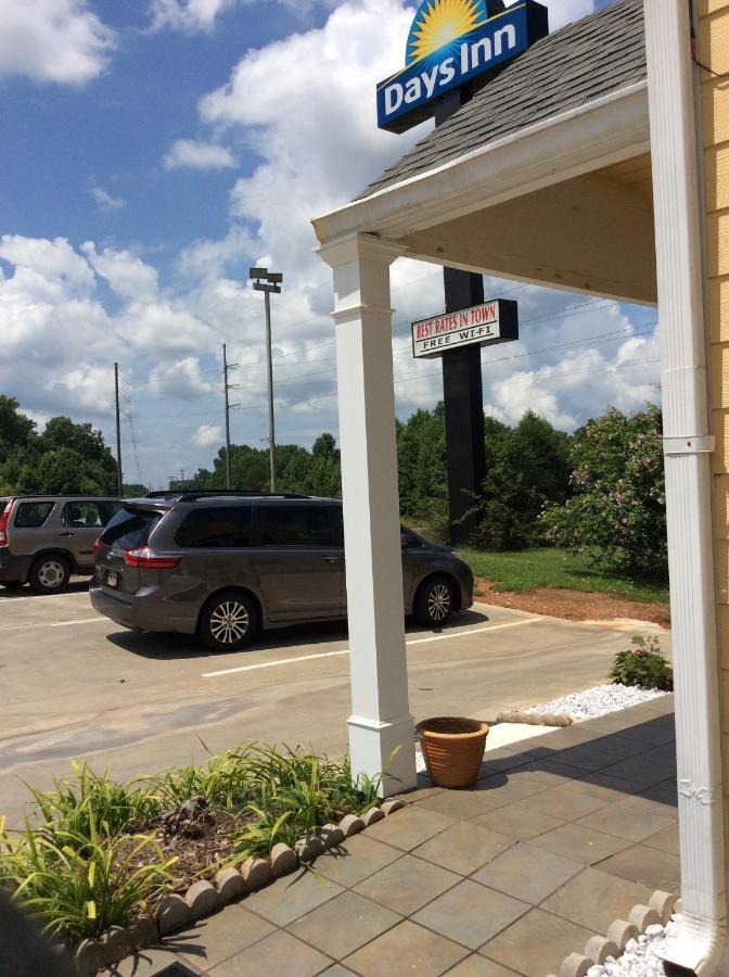 Days Inn By Wyndham Cornelia Extérieur photo